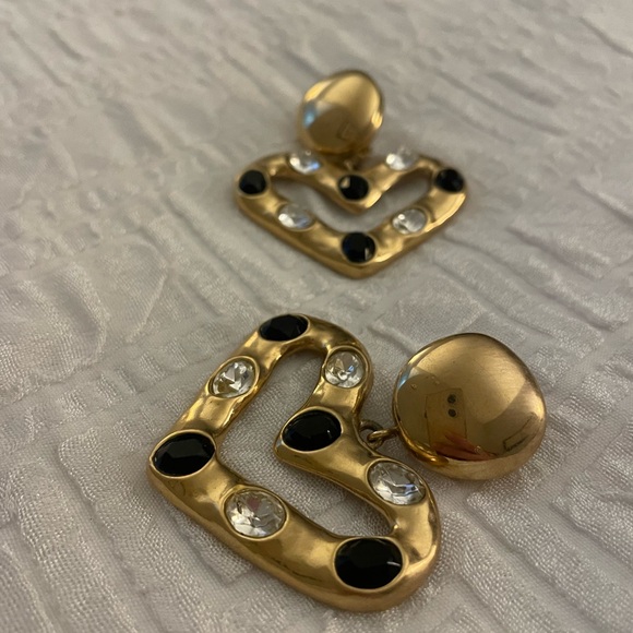 Vintage Givenchy Gold Black Onyx Crystal Heart Clip On Statement Earrings - Picture 14 of 17